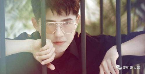 年下狼狗撩得姐姐面红心跳